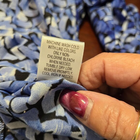 Dana Buchman Women's Top Pullover 3/4 Sleeve Polyester High Low Hem Size M - Picture 8 of 8